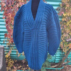 VINTAGE SUE NEWELL for HOLT RENFREW English Hand Knit Wool